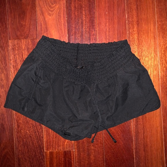 Old Navy Pants - Old Navy Women's Black Shorts Old Navy Pants - Old Navy Women's Black Shorts